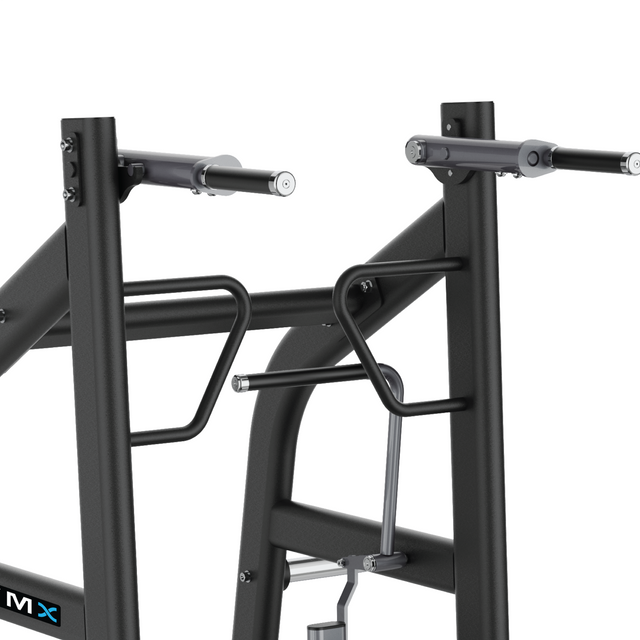 XC33 - PLATE LOADED MULTI BELT SQUAT