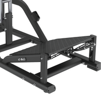 PLATE LOADED - V SQUAT XC038